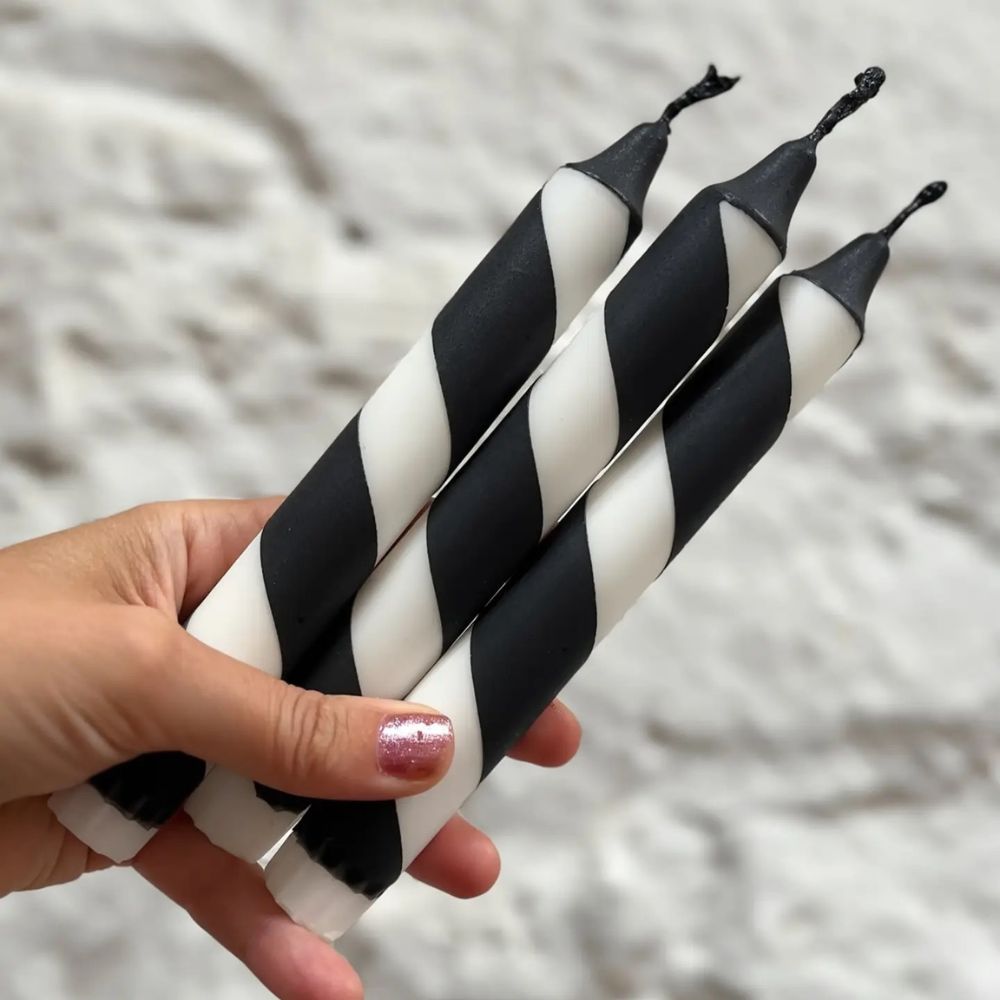 Black & white Helter Skelter Dinner Candle