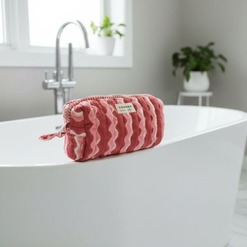 Quilted Wash Bag  Whirly - Jam