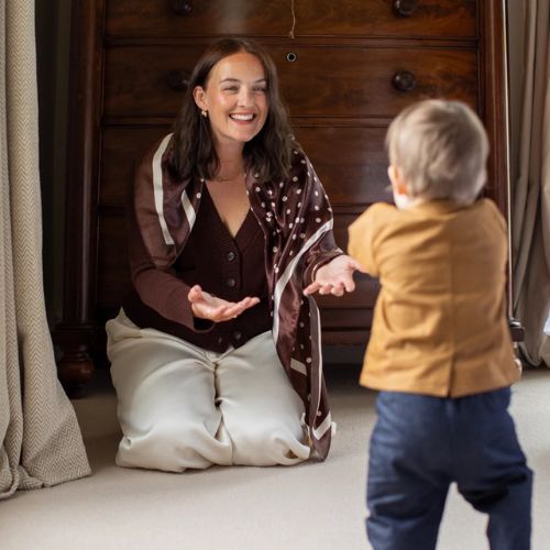 Wren Scarf Small Spot - Brown