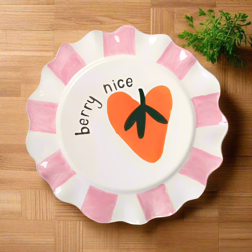 Berry Nice Heart Plate