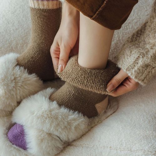 Beige Wool Socks