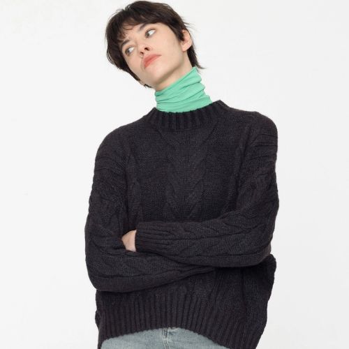 Wide Cable Knit Sweater - Black