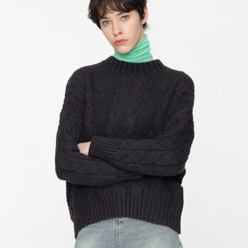 Wide Cable Knit Sweater - Black