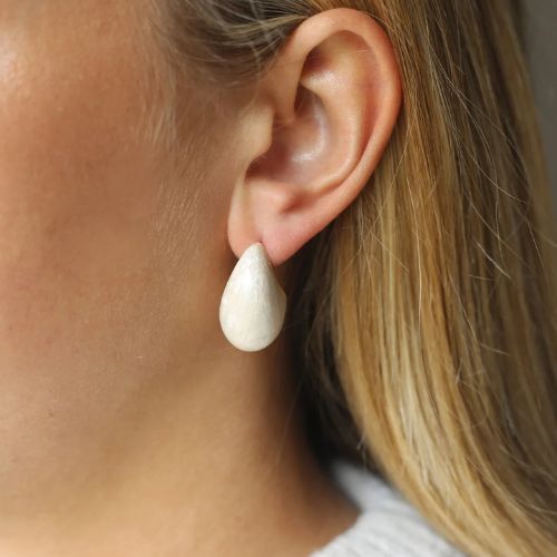 Hush Earrings Pearl Shimmer Enamel